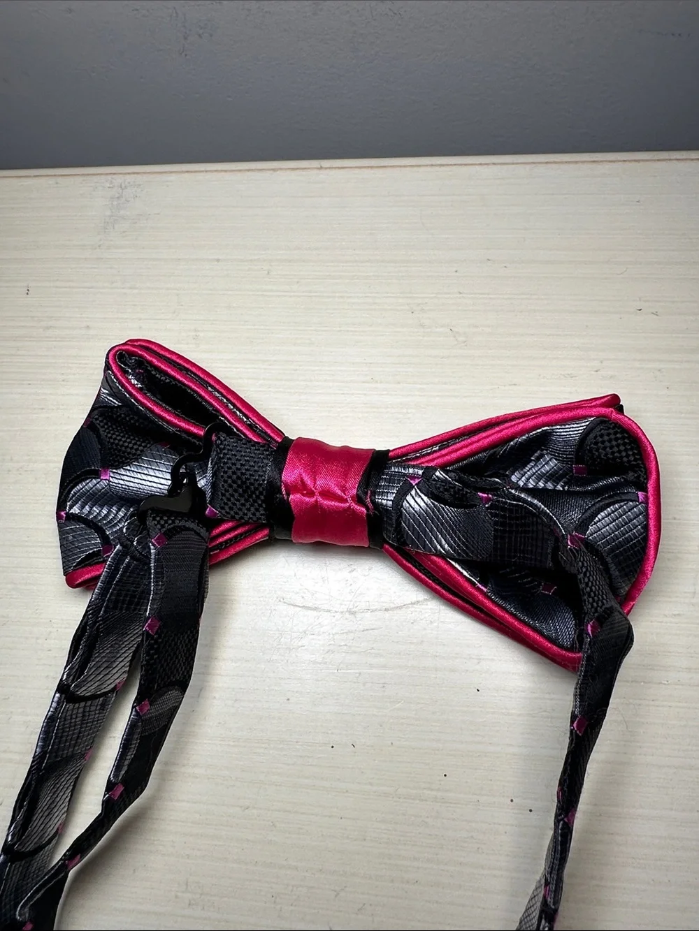 Black & pink and dark gray Patterned adjustable Bow Tie